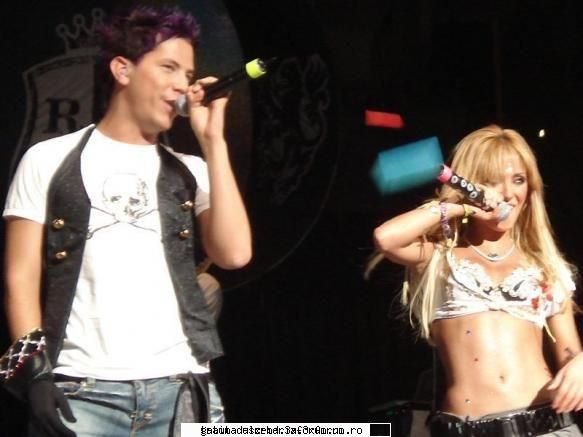 anahi y christian - bombona_dulce_girl - Alte traume