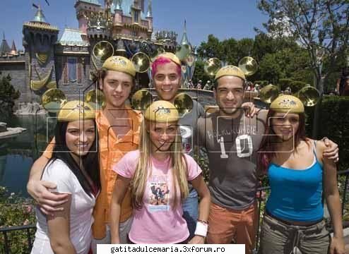 pOZE rbd - bombona_dulce_girl - Discutyy